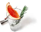 Erfrischender Gin Tonic mit Grapefruit und Rosmarin. Welches Tonic zu Gin passt, ist hier perfekt umgesetzt.